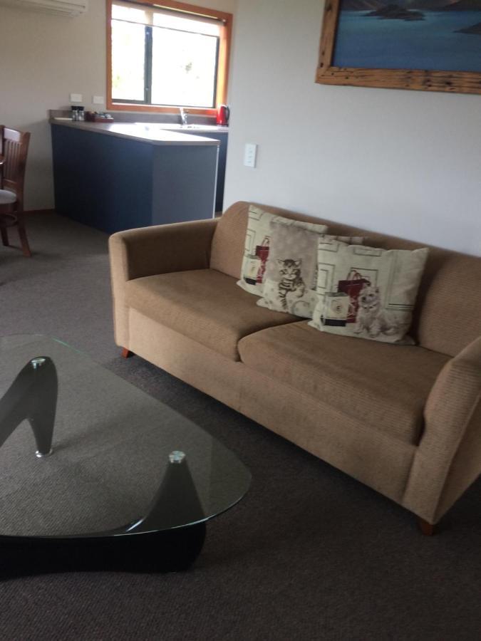 Acheron Cottages Manapouri Extérieur photo