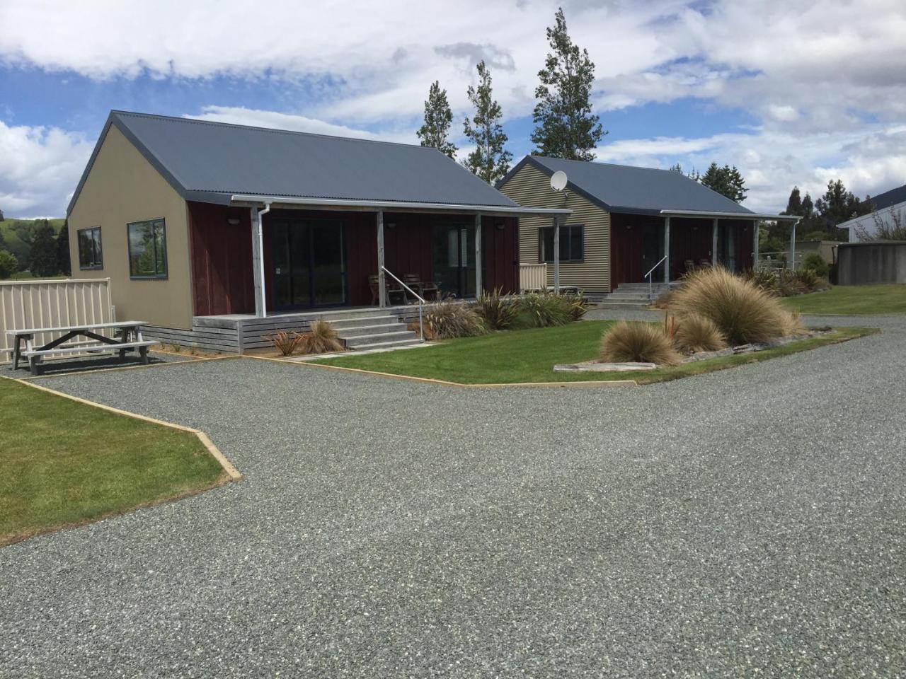 Acheron Cottages Manapouri Extérieur photo